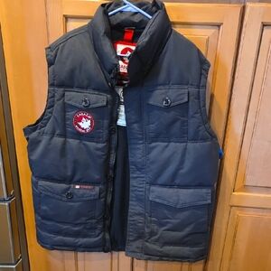Canada Dark Gray Puffer Vest
